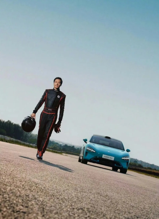 小米自己没技术，它的技术就是整合供应链的技术(当然整合供应链也很厉害)。汽车的供