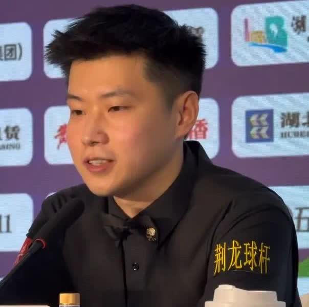 【赛后采访】赵心童还没进入自己节奏
北京时间8月26日斯诺克武汉公开赛产生32