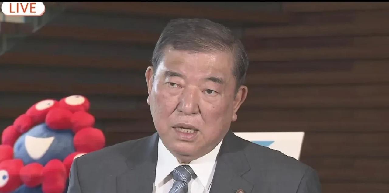 日本和美国第二轮关税谈判又崩了，石破茂再次强硬表态！
5月2日，日本经济再生担当