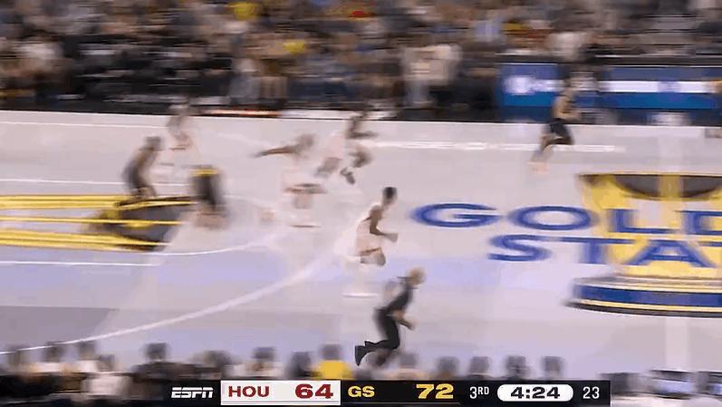 谢泼德追身三分再中已得20分，火箭暂时落后勇士5分