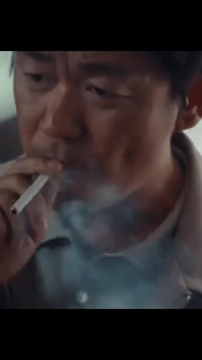 王宝强反派首秀：屠宰场作秀与流量坟场的双向奔赴
从“傻根”到杀人魔，不过是资本在
