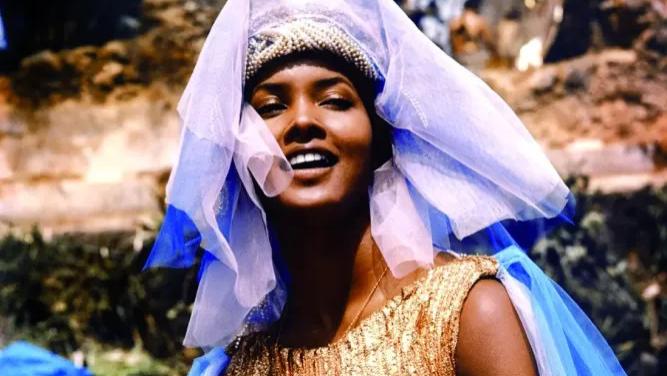 希腊神话，种族主义的特洛伊木马