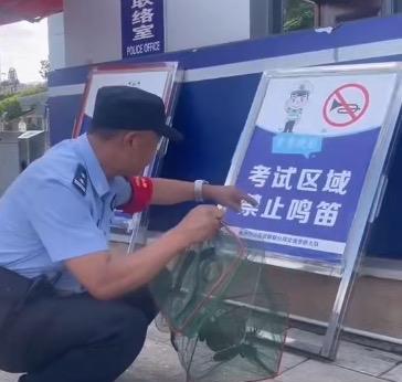 为什么每年高考，都有人丢身份证？
高考现场证件丢得比考题还多，家长送错考场竟成喜