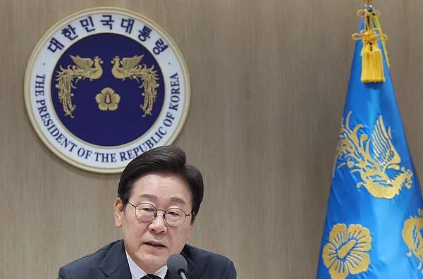 韩、日这两个不敢反的都反了！拒出席北约峰会，拒与特朗普会晤
继韩国总统李在明表示