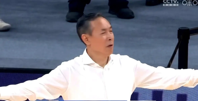 恕我直言！北京会拿到总冠军，许利民带队绝地重生，孙铭徽球鞋都准备好了，夺冠颁奖仪