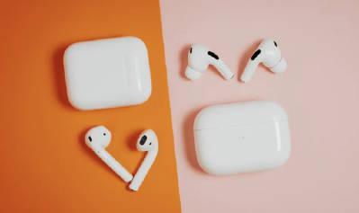 【#AirPodsPro3有望今秋推出#】
iOS 26代码里惊现"AirPod