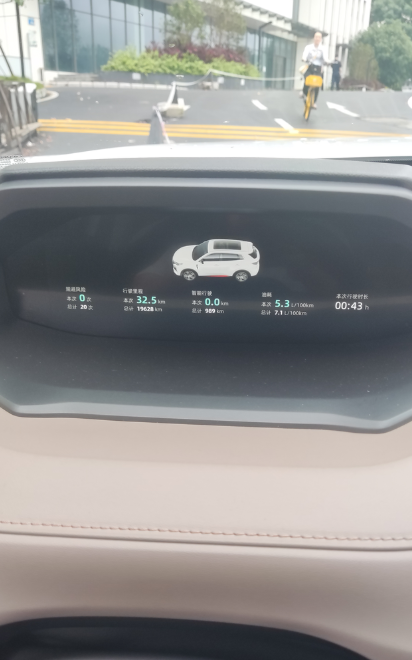 二代五五行车记录仪，录制的视频怎么都有点卡，友友们你们有没有这个现象