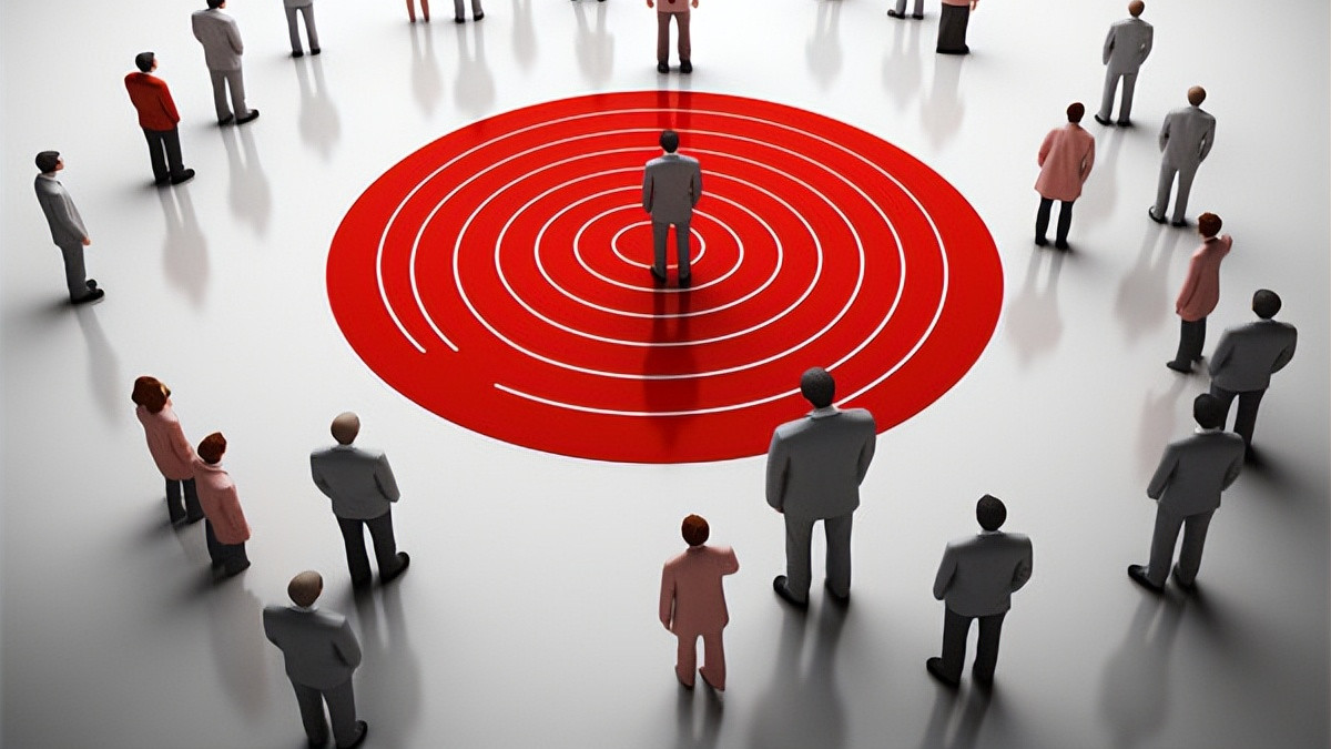 困在圈层里的品牌，都应该重新理解“热搜”