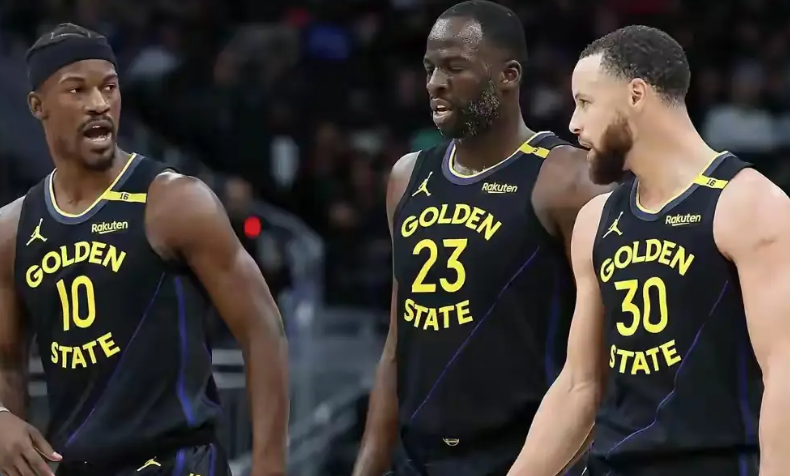 从管理层角度来说，交易墨菲是比小波特更好的
首先墨菲的优势就是年龄小，合同不大，