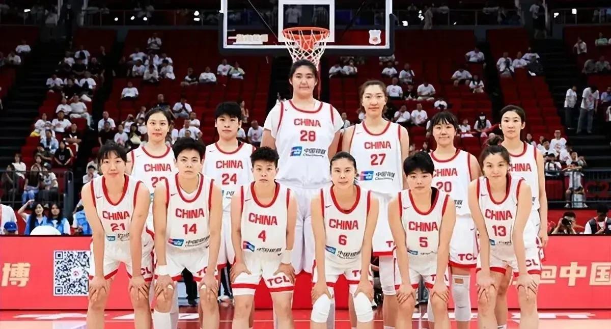 2025年女篮亚洲杯的12人名单，阵容包括韩旭、杨舒予、李缘、罗欣棫、张茹、李一
