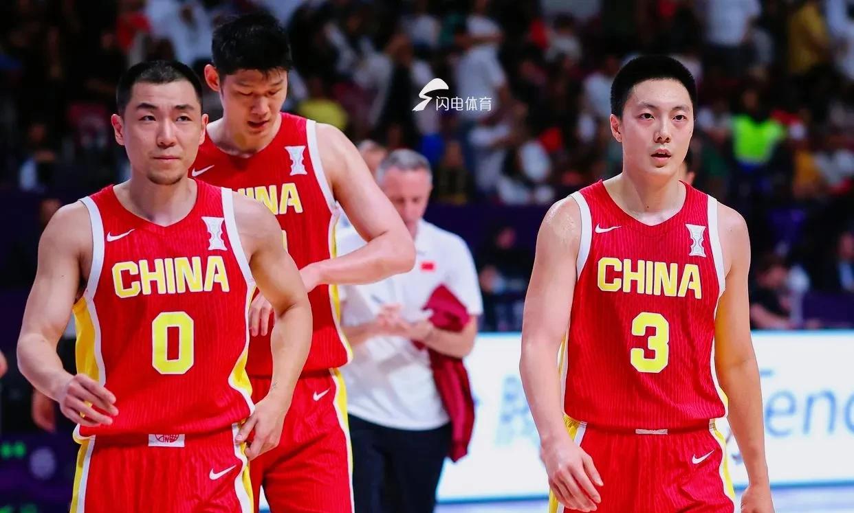 中国男篮亚洲杯决赛对阵澳大利亚男篮！产生4个意想不到！
1状态：胡明轩状态是怎么