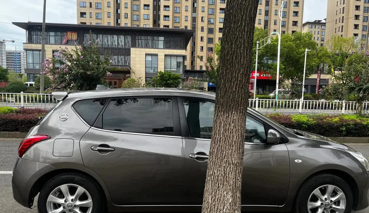 中国人为什么不喜欢两厢车？内行人的一席话道出其中答案：

国人纯纯就是喜欢宽