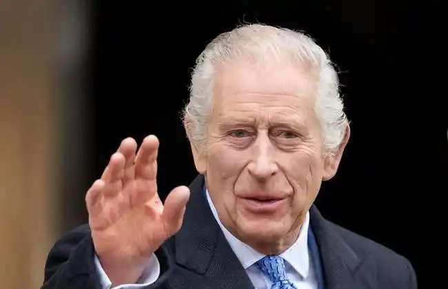 英国王室为何屹立不倒











英国王室简直是个谜！女王去世了，可大