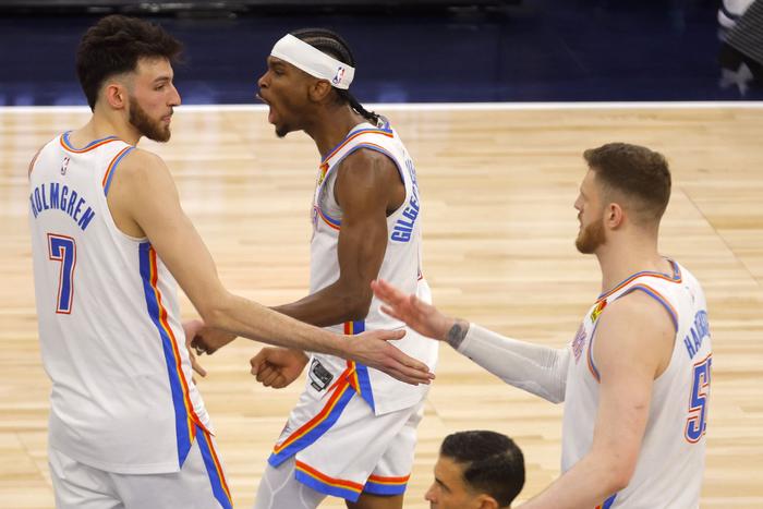拉文：预测雷霆夺冠&他们整体更强 但在NBA什么都可能发生
