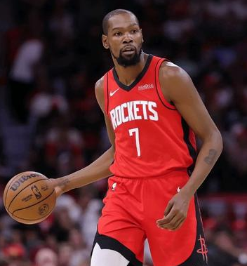 杜兰特24分8助攻，火箭大胜国王。NBA常规赛，火箭主场迎战国王，这场比赛，杜兰