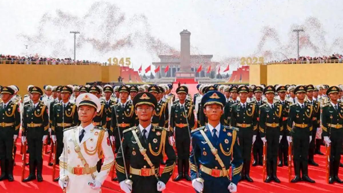 北京阅兵结束，特朗普连喊了5个“不”，断言称：中国需要美国