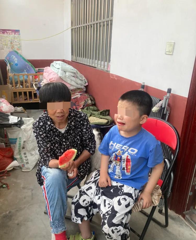 婆婆65岁，身体硬朗，但我夜不能寐。



十年前，公公骤然离世，年仅五十多岁，