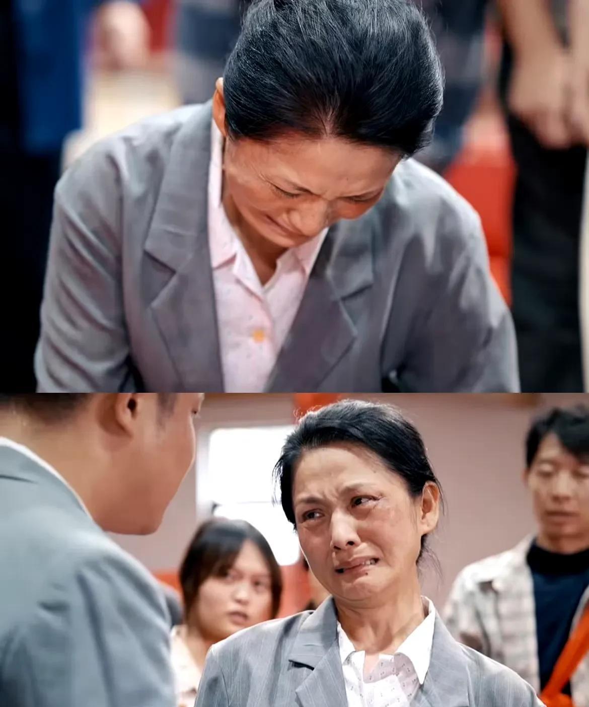《陈芳彤在《弄潮》里的婚礼戏张力拉满！父亲为彩礼不顾女儿死活，她饰演的王巧绘表面