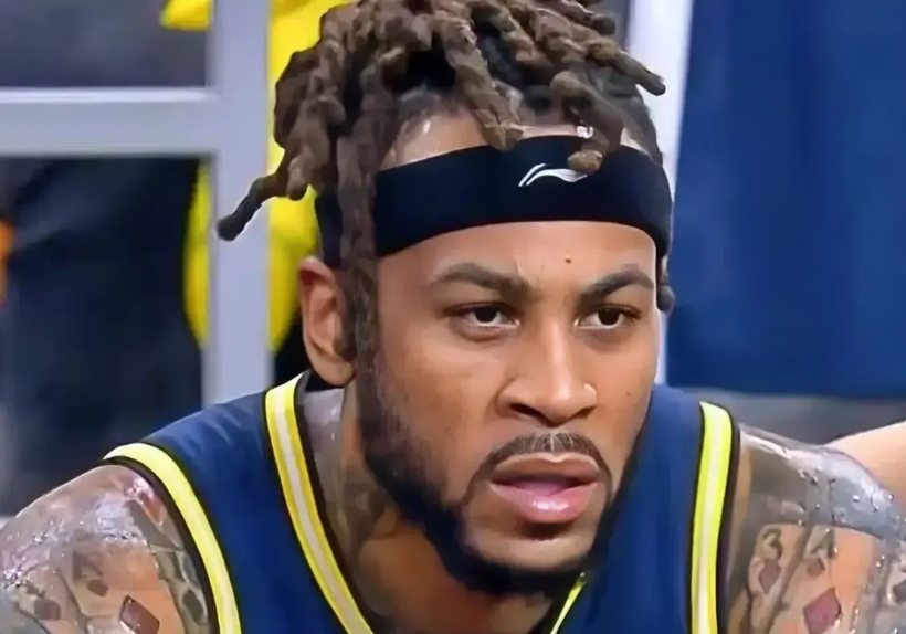 莫兰德上场22分钟得0分，还能留吗？
上一场对辽宁也是如此。
广东队这几个外援，