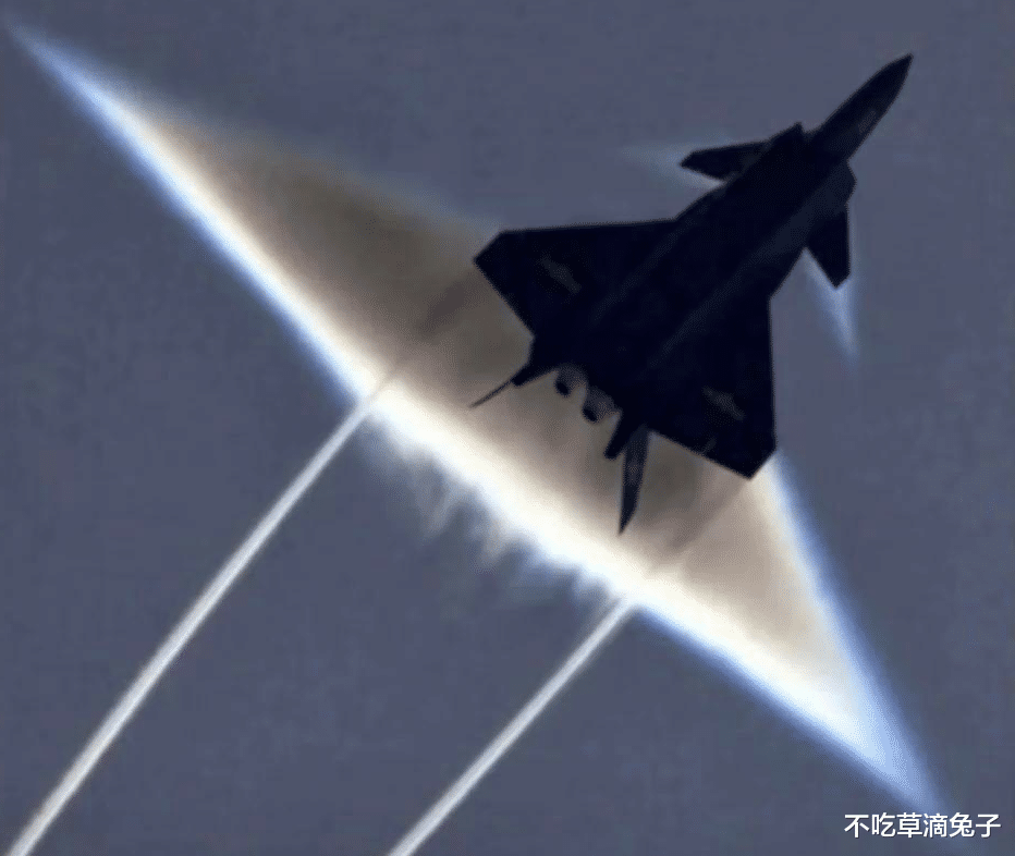“不明目标”擅闯渤海空域并拒绝应答，歼20紧急升空击落目标，