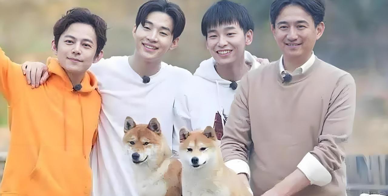黄磊、何炅，对待张艺兴和刘宪华，到底是“亲疏有别”！
《向往的生活》第八季即将开
