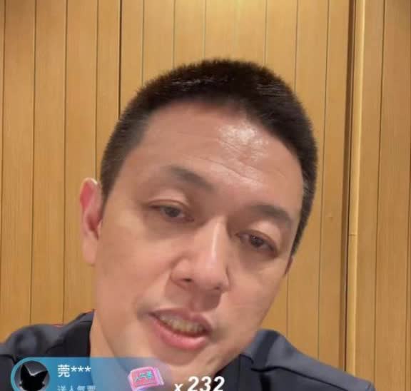 李斌这么搞，连油车厂商都得怕！
蔚来的汽车，已经可以一路换电，直接开到珠穆朗玛