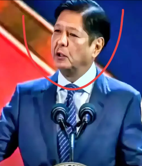 菲律宾马科斯为何咎由自取！

你发现没有，见过一手好牌打烂的，没见过这么傻的，本
