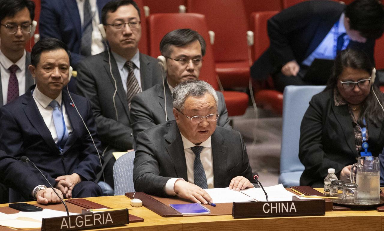 美国一票否决加沙人道决议草案，中国代表发出三连拷问
美国又一次在加沙问题上动用了