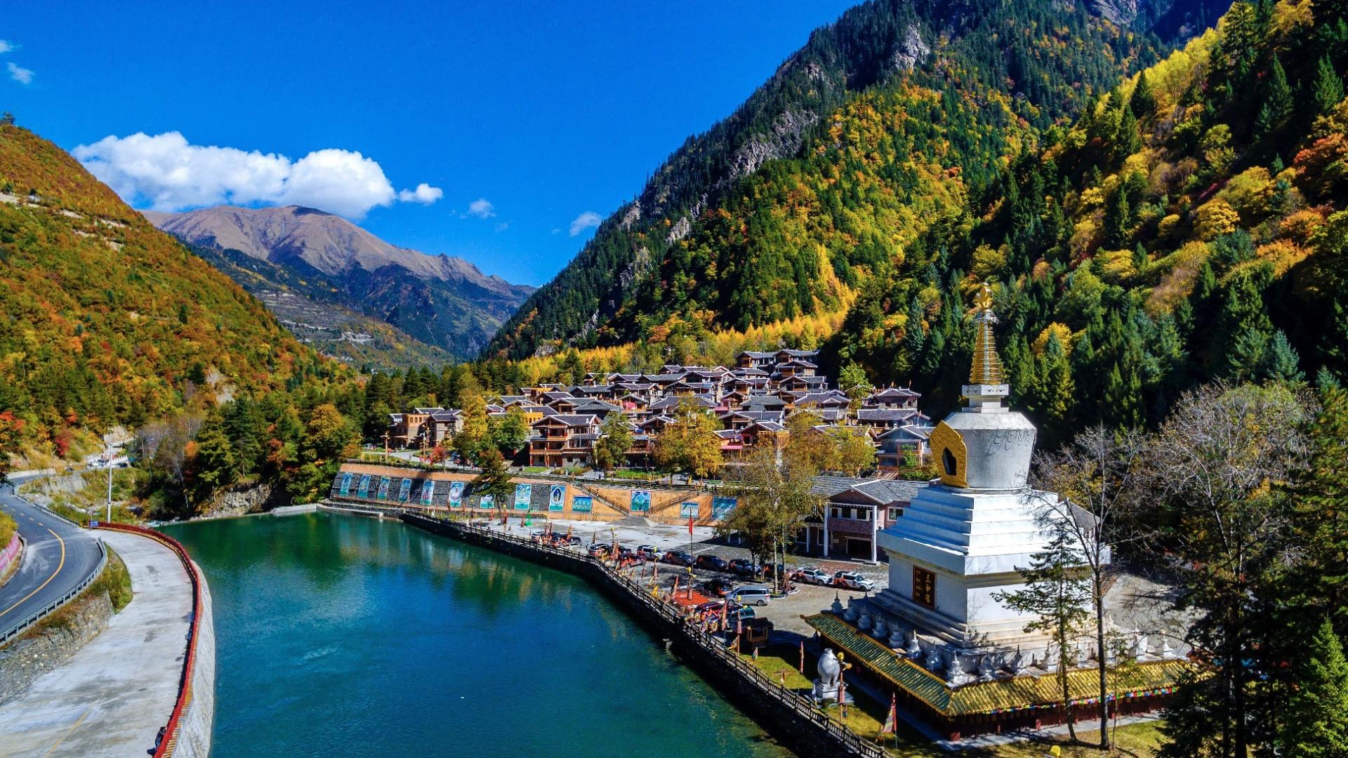十年藏寨焕新颜 文旅融合启新程 —— 羊茸･哈德十周年庆典活动启幕