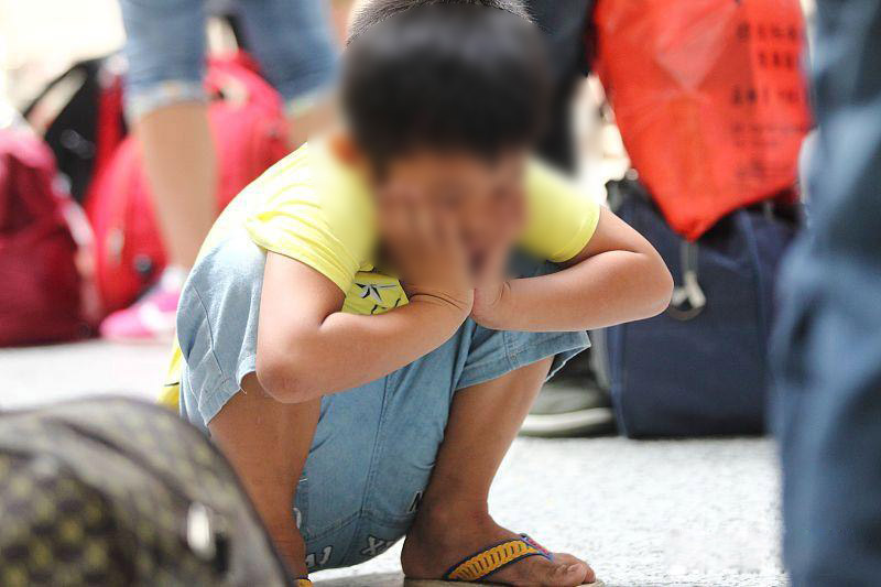 "初中凭努力，高中靠智力"听上去很对，但却绝非定论。一方面，我们在分析学习现象与