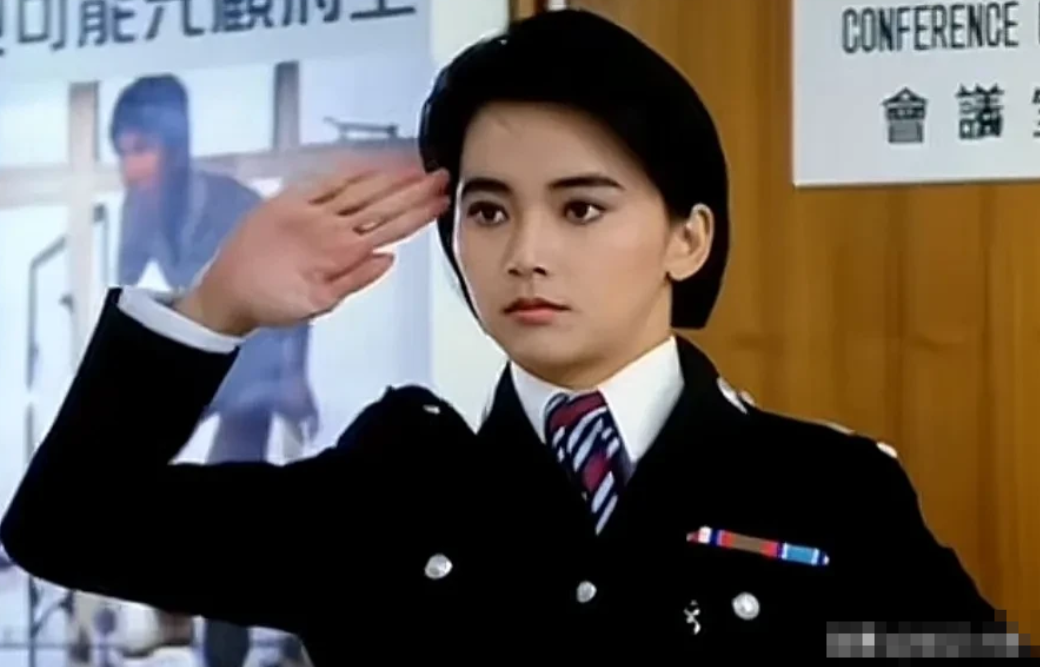 这位就是年轻时可以比肩林青霞的台湾大美女胡慧中年轻的时候，真的好飒好帅好美，胡慧