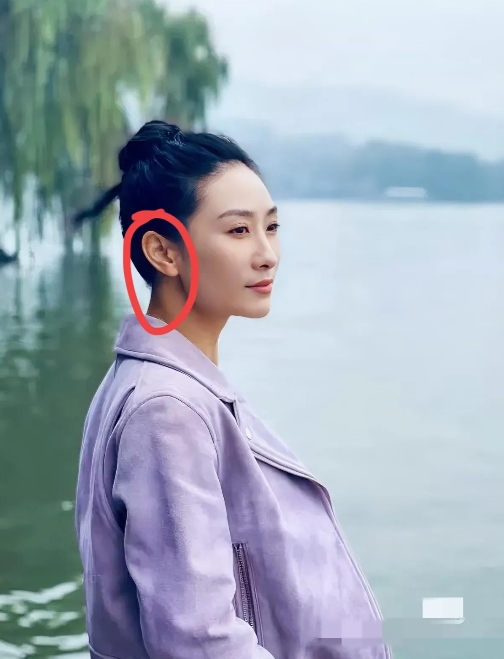 我给婆婆看了陶昕然的照片
婆婆沉默了好久
突然说出了一句话，她说这个女孩子是不是