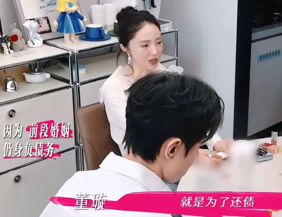 董璇始终没能原谅高云翔。董璇一直没有原谅高云翔，
他让董璇的演员梦直接破碎了，