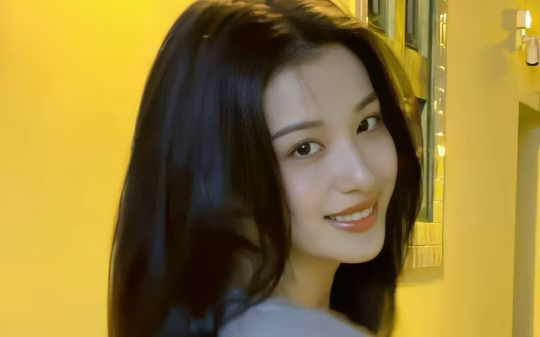 未婚妻怀上兄弟的孩子后，祝我喜当爹，婚礼现场我当众官宣不娶破鞋！