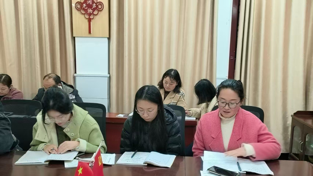 南阳市37小学：深研家校沟通  提升教育成效