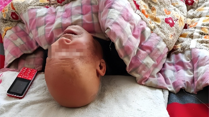 天津73岁哥哥去世多日遗体腐烂，家人探望遭嫂子离奇阻拦！