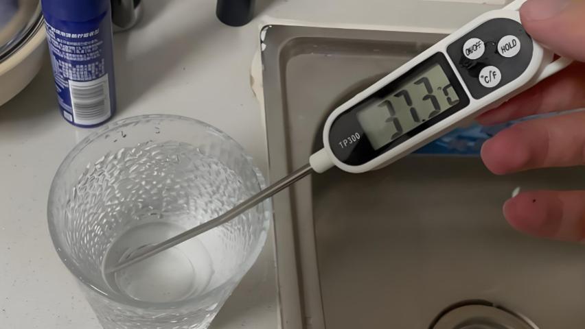 自来水公司瞒天过海？你家水龙头流出的“温水”藏着惊人秘密！