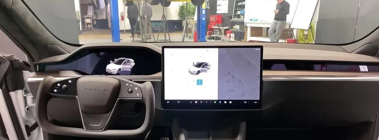 6月15日，特斯拉新款旗舰Model S和Model X发布，取消了这两款车型基