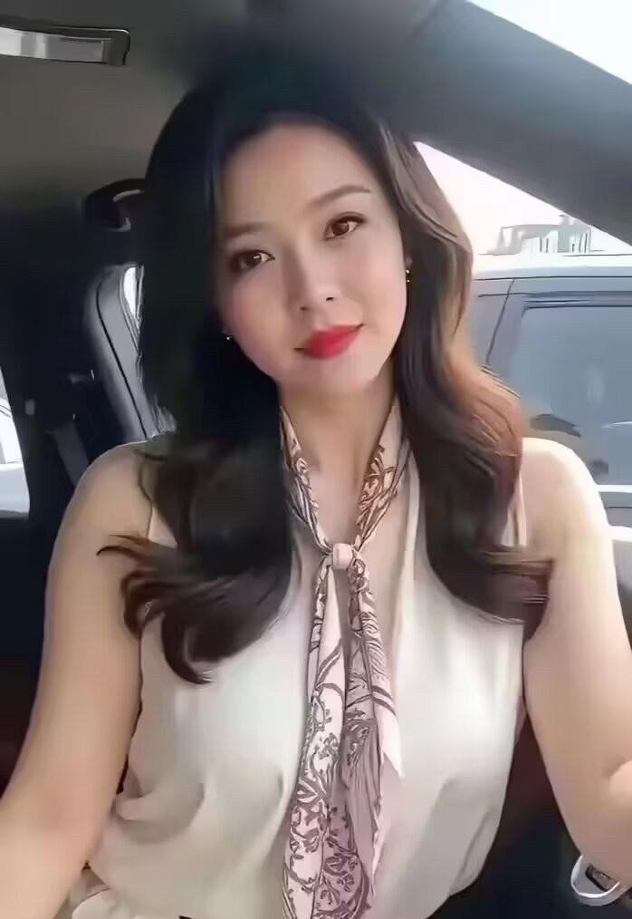 人，之所以觉得累，是因为谈到经济问题，打的都是情感牌； 谈到感情问题，算的又是经