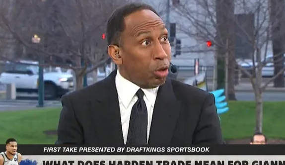 知名评论员A-史密斯在一档节目中谈到追梦想和詹姆斯搭档的言论：
“德雷蒙德-格林