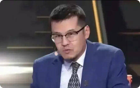 勇士主场惜败森林狼！系列赛1：2被反超，杨毅赛后犀利点评。

杨毅老师点评的大概