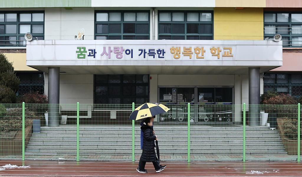 棒子国今年176所小学都没招到新生。