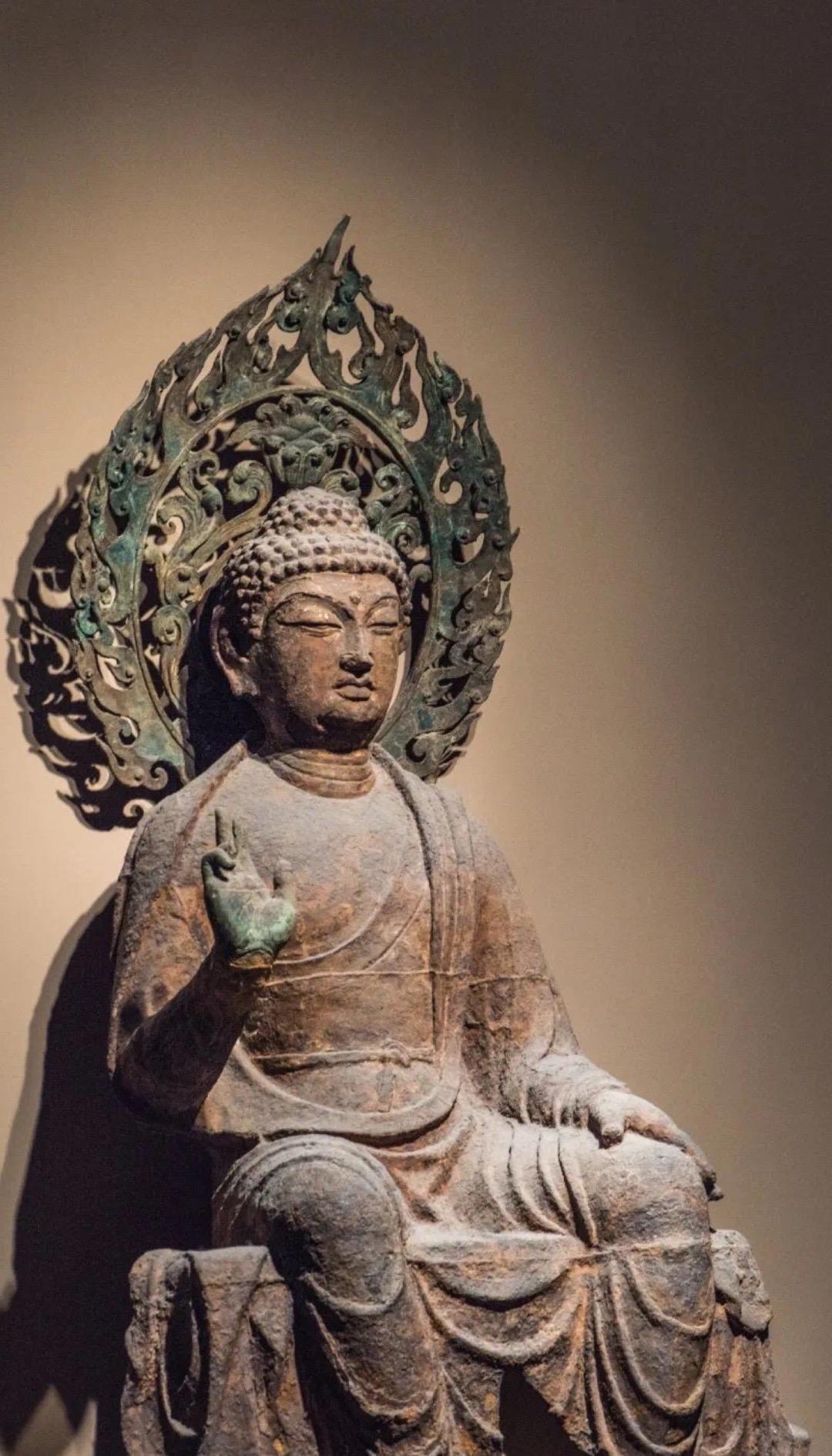 佛说：“上报四重恩，下济三途苦。”感恩之人深知自身的存在与成长离不开天地的养育、