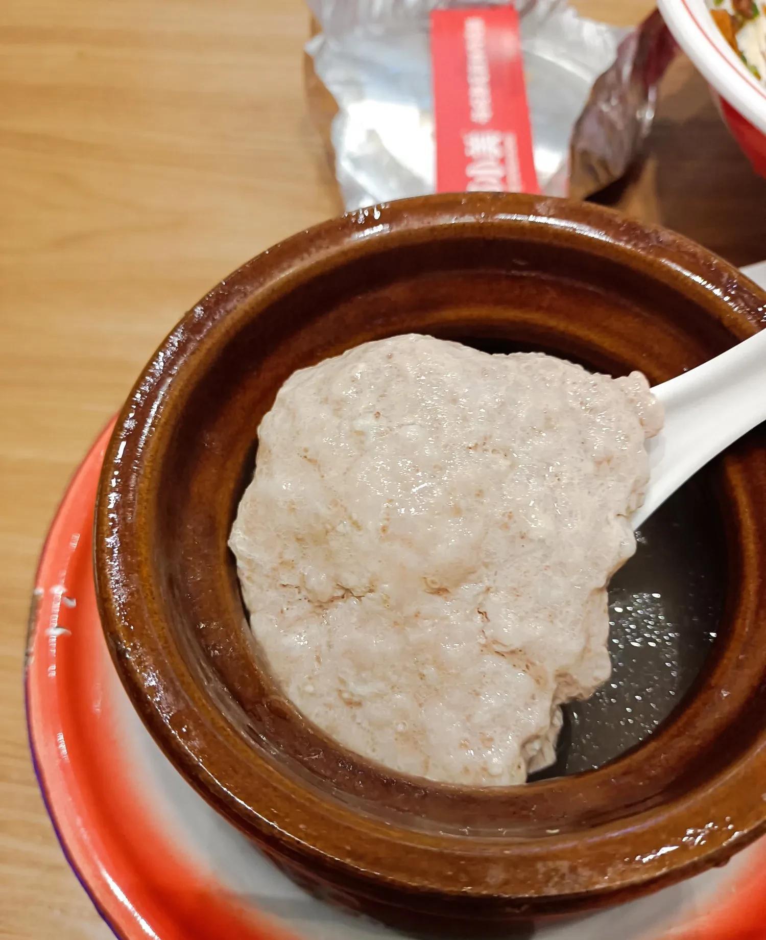 难怪这几年那么多香港人白天跑到深圳来吃饭，实在是太实惠了！  这种实惠，我今天中