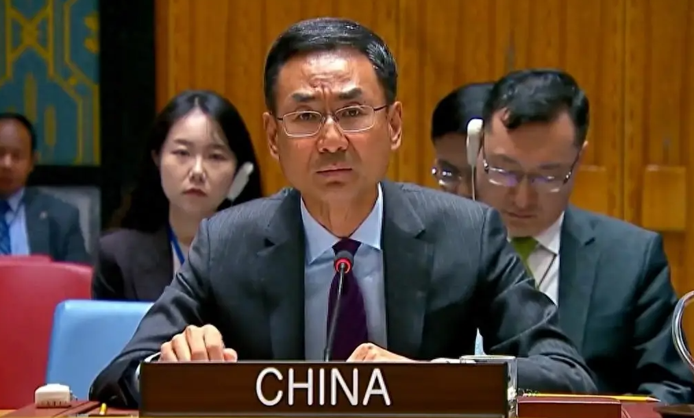 为什么中国现在敢和美国硬刚了？答案很简单，从2018年看到现在，傻子都看明白了。