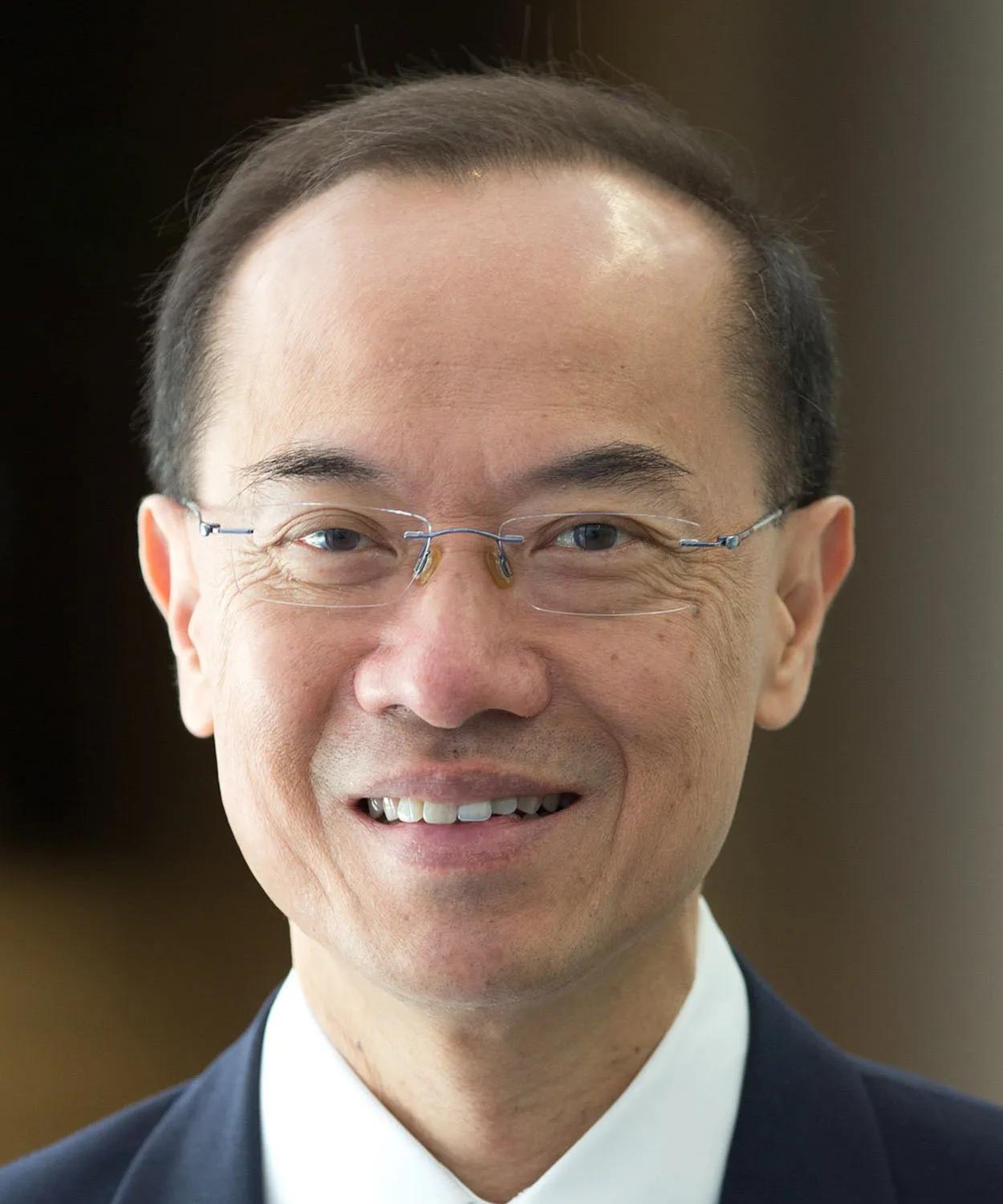 新加坡前外长直言美国表里不一，下一任总统或对台湾动手，这番话在中文互联网引发热议