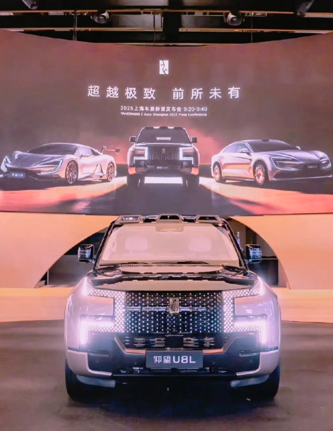王传福再想低调也不行了，这次火爆全网的绝密较量，出现了大量比亚迪的身影。
以前我