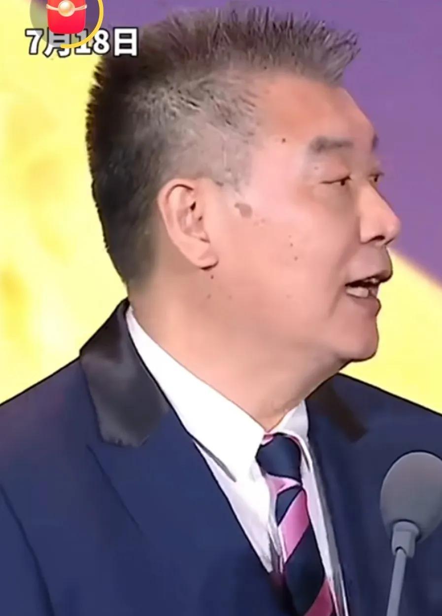 李隼指导那么喜欢莎莎，原来他眼里的莎莎还是个“刺头”！
     李隼在第十七届