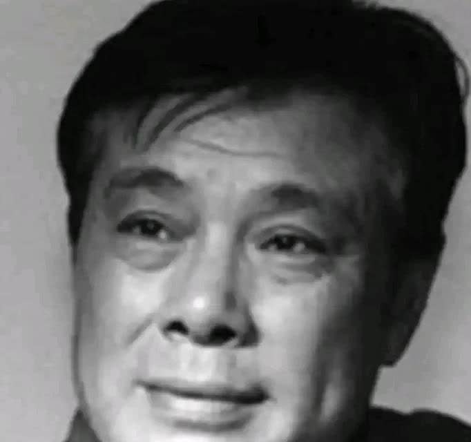 七十年代十大电影明星，
1：李仁堂，《青松岭》万山大叔，《创业》党委书记华程
