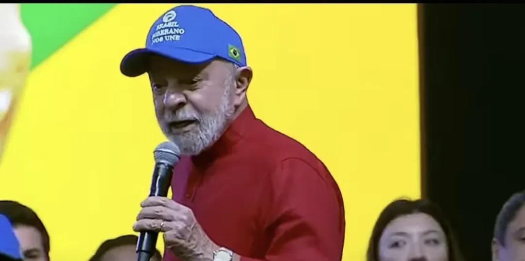 卢拉怼特朗普：没有哪个“外国佬”能够左右巴西总统！
针对美国向巴西发起的关税威胁